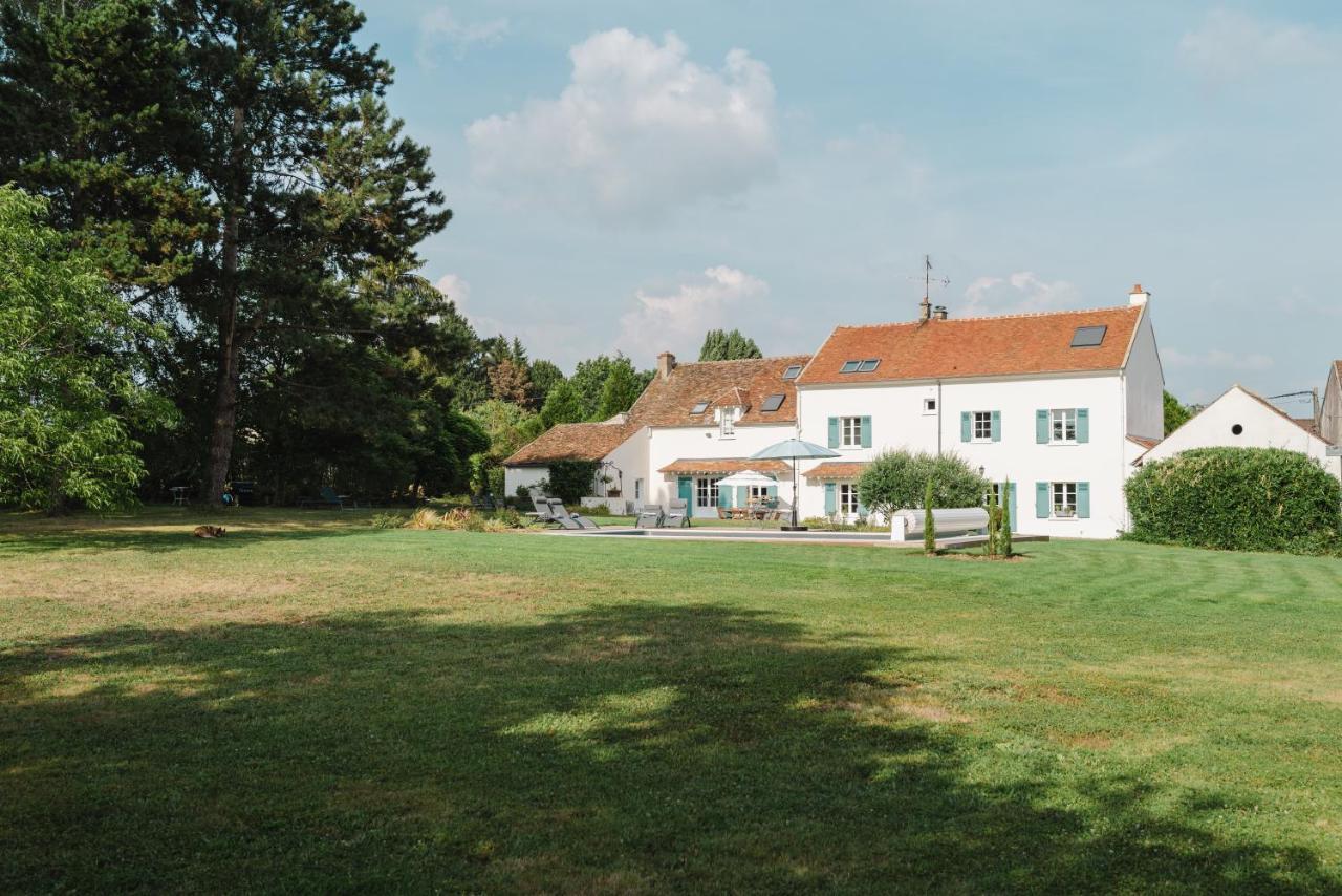 Domaine De Bed & Breakfast *